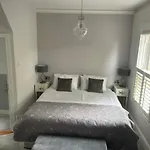 B&B Hollybank House *