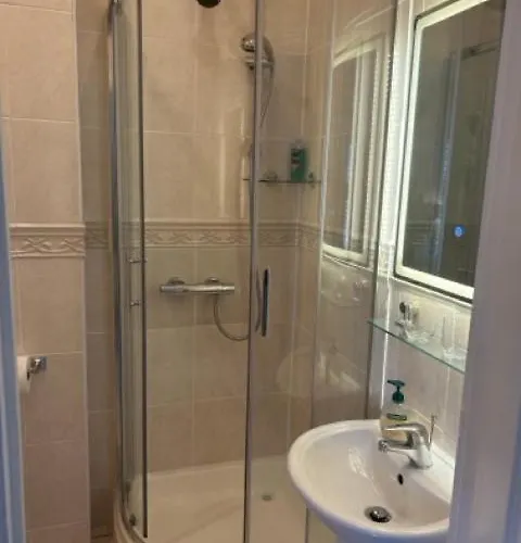 Hollybank House Отель типа 