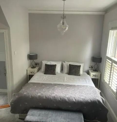 Bed & Breakfast Hollybank House *