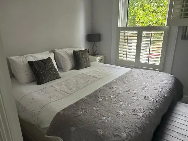 Frühstückspension Hollybank House